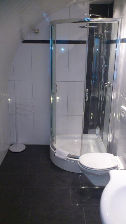 Hotel Am Rosenplatz,24 Stunden Check In, Kostenfreie Parkplaetze Brechtorf Esterno foto